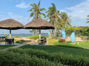 Selfies Beach Resort