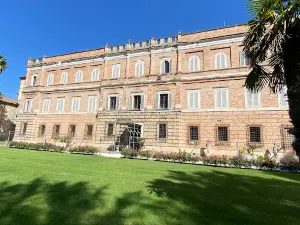 Abbadia di Fiastra