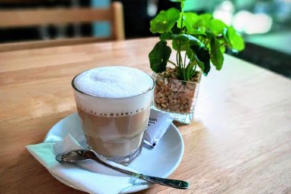 Arsa Coffee & Library