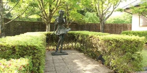 Eda Gallery