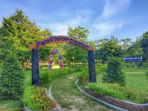 Myittha Public Park