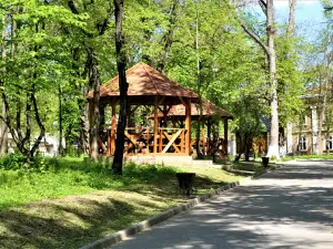 Zalishchyky Park