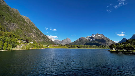 Åndalsnes Camping & Motell