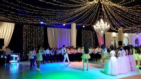 Parque Principal De Monsefú