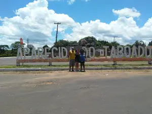 Letreiro na entrada de Aparecida do Taboado