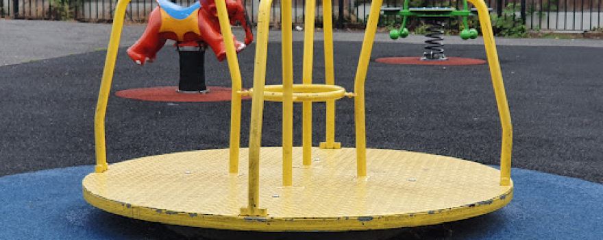 Carnarvon Grove Playground