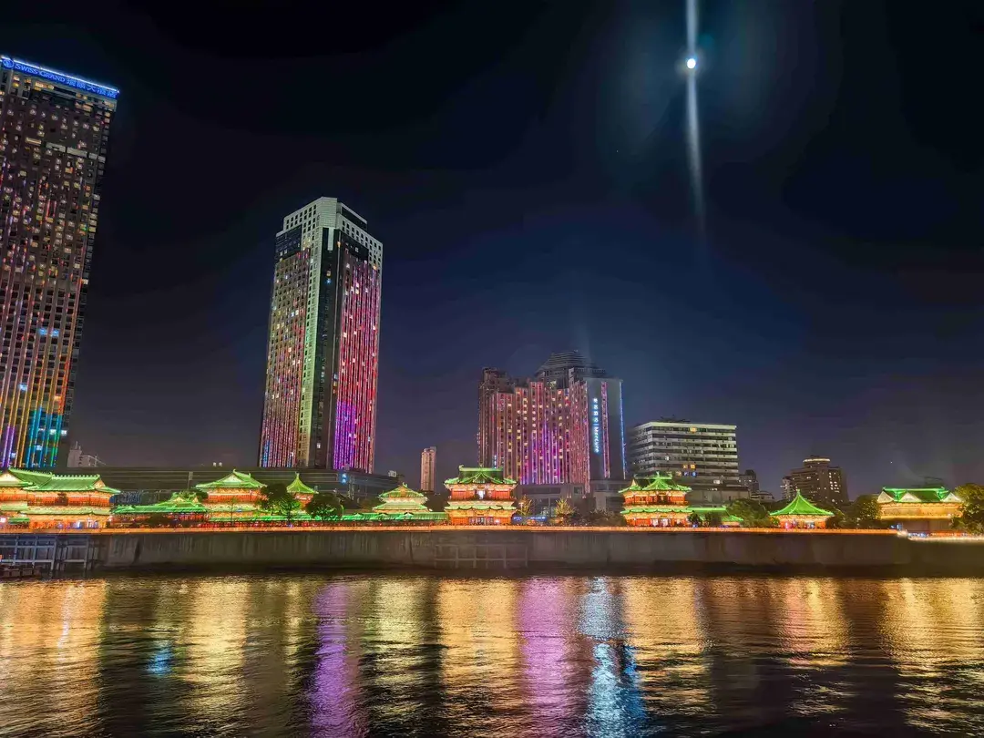 3_Tengwang Pavilion Cruise