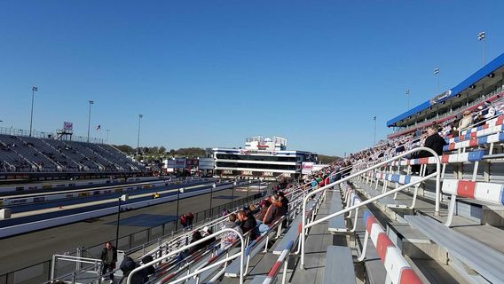 zMAX Dragway