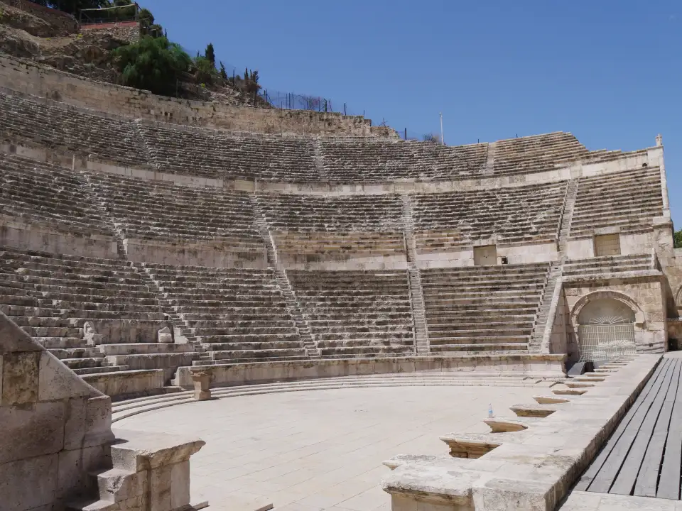 5_Roman Theater