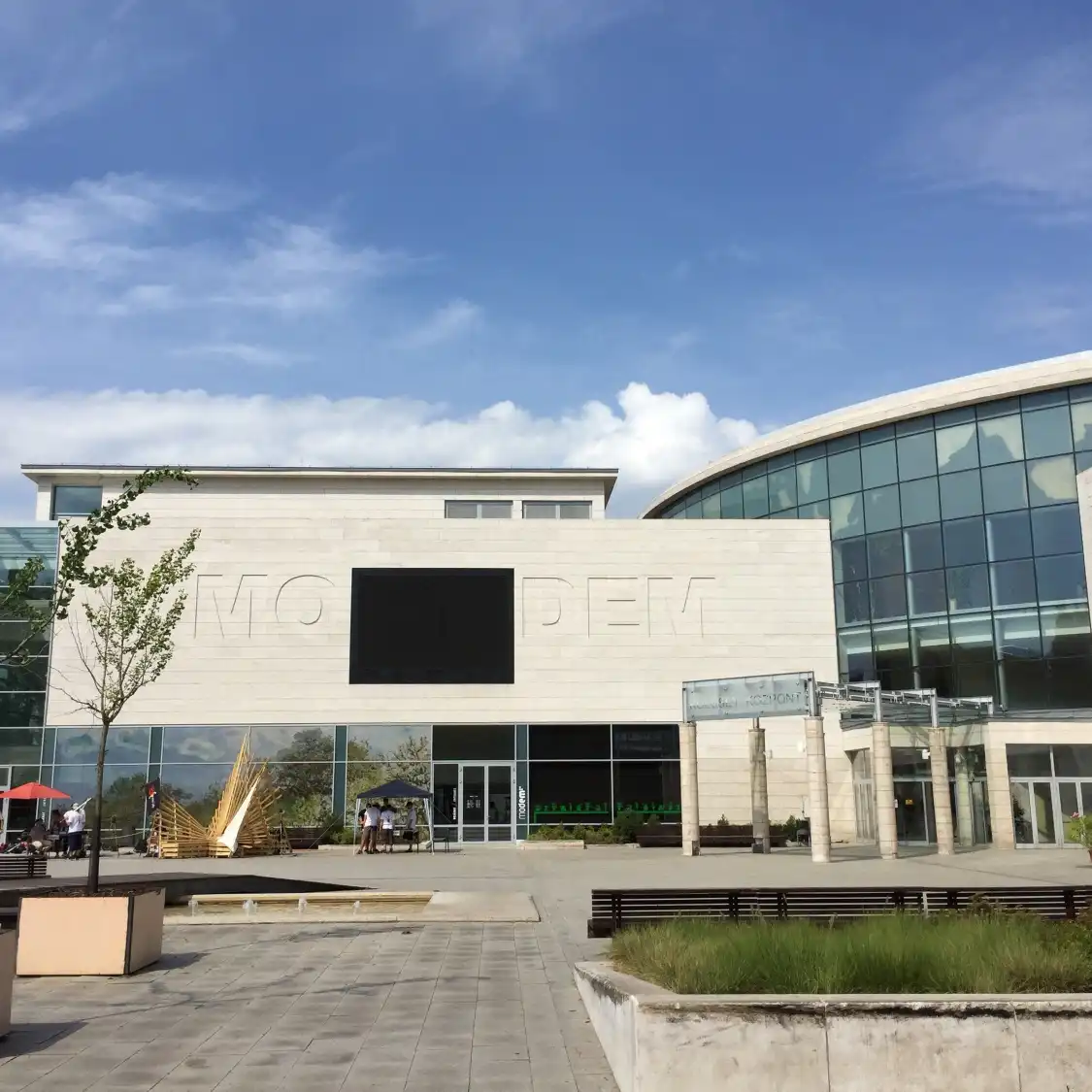 Hotels near Modem Centre for Modern and Contemporary Arts