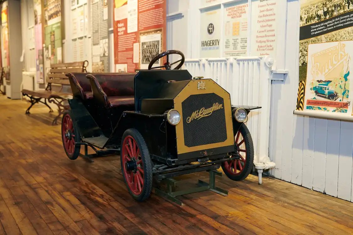Các khách sạn gần Canadian Automotive Museum