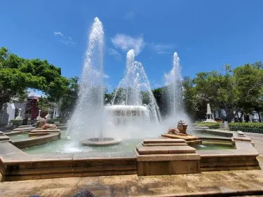 Plaza of Delights (Plaza de las Delicias)