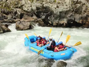 Exploradores Outdoors