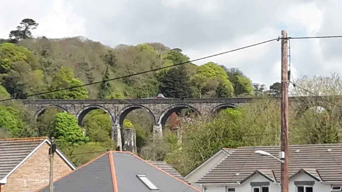 Hotels near St. Austell Viaduct