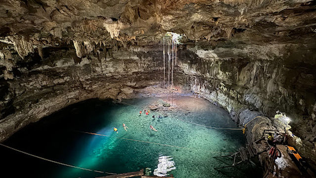 Cenotes Dzitnup