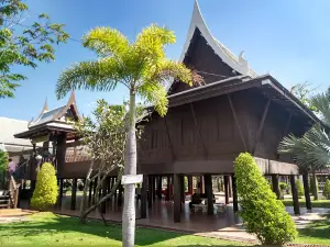 Wat Pummarin Kudeethong