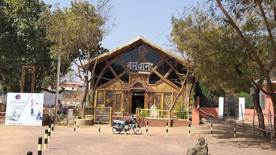 Bhagawan Parshwanath Digambar Jain Mandir