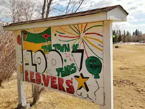 Redvers Tourism Log Cabin Campground