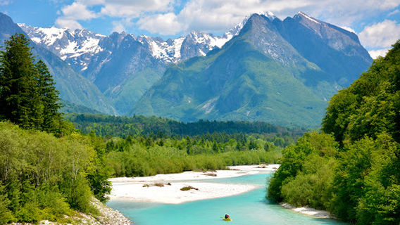 Abyss Adventures & Apartments // Canyoning, Rafting, Kayaking