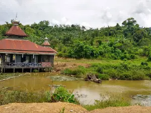 Nurul Iman Mosque