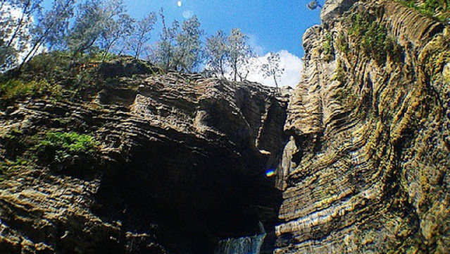 Air Terjun Gentongan