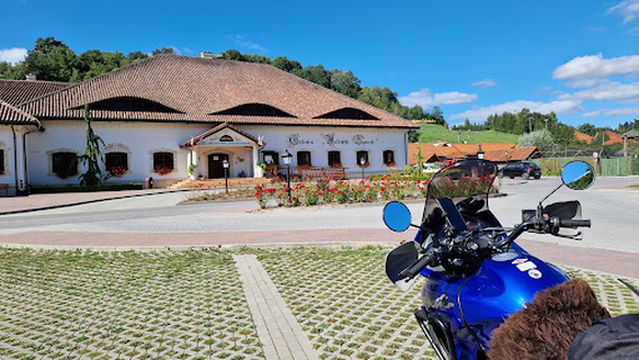 JuraPark - pole namiotowe i kempingowe