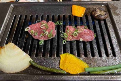 Itamae-Yakiniku Itto Higashishinsaibashi honkan