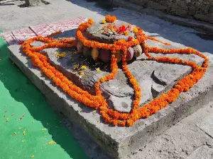 Triyuginarayan Temple