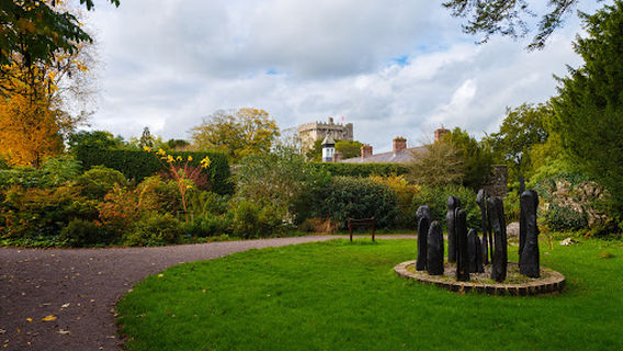 Blarney Castle & Gardens(Gairdíní Chaisleán na Blarnan)