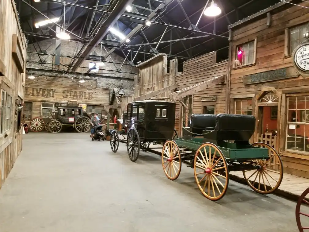 Отели рядом с достопримечательностью «Ghost Town Museum»