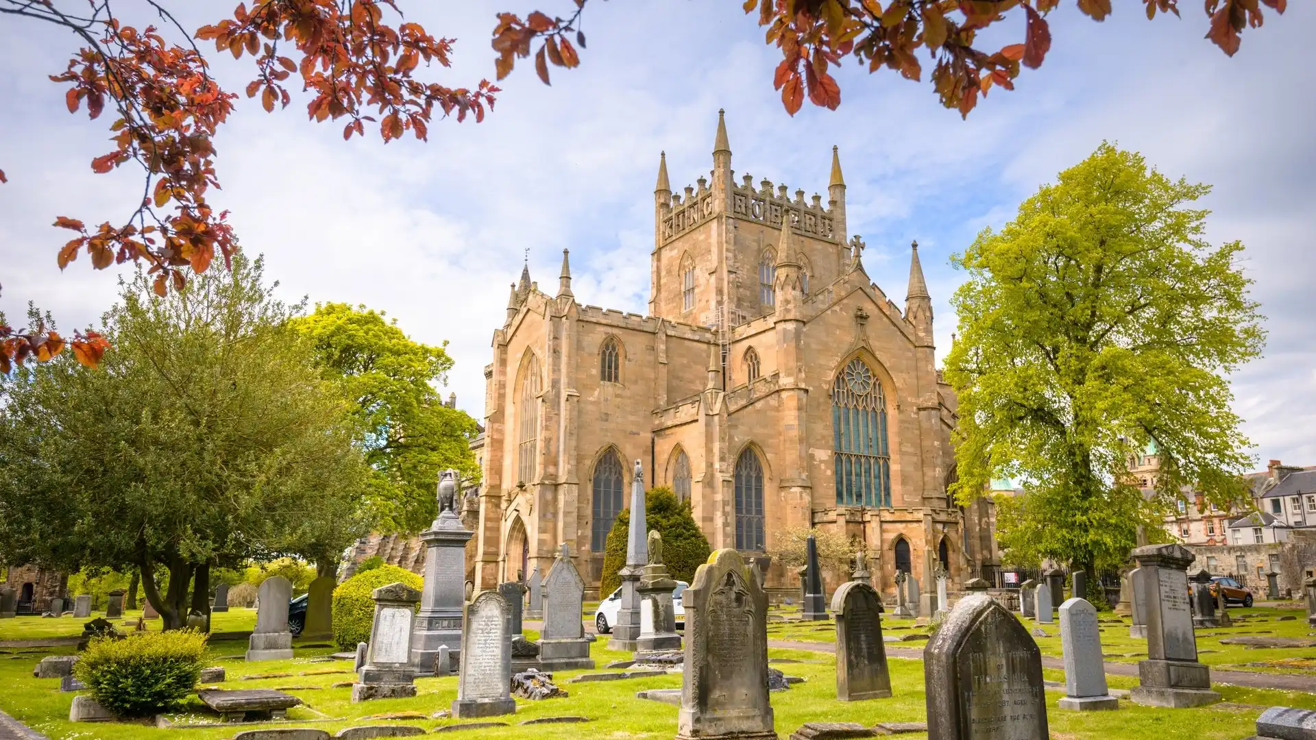 Hotels near Dunfermline Abbey and Palace