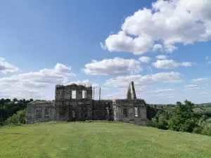 Skala-Podilska Castle