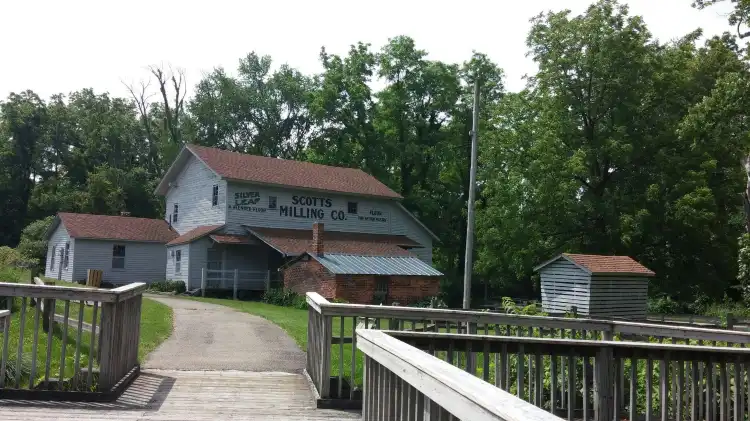 Hotels in Pavilion Township