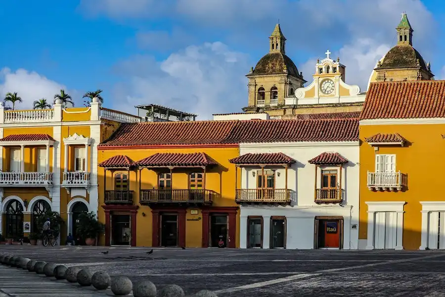 Hotels near Plaza de la Aduana