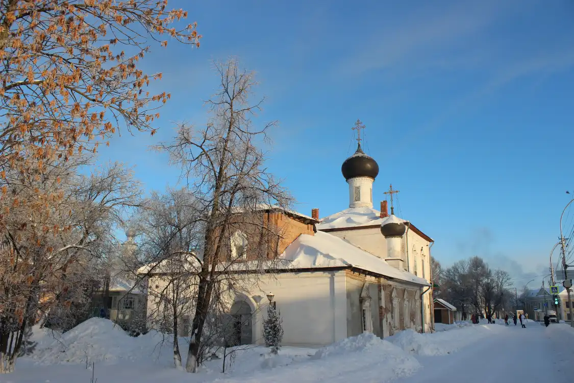 Hotels near Church of Kazan Icon of Our Lady Na Torgu