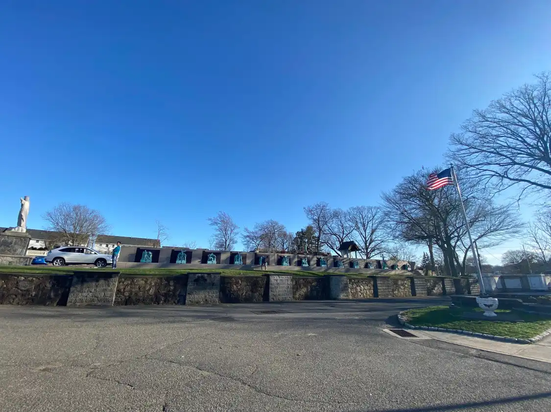 Hotels near St. Margaret Shrine