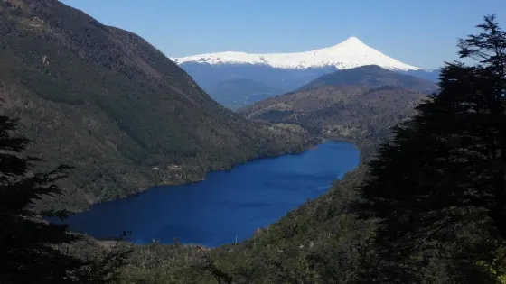 "Lago Tinquilco" （Aguas Quietas）