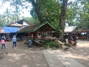Pantai Pasir Putih Carita Pandeglang