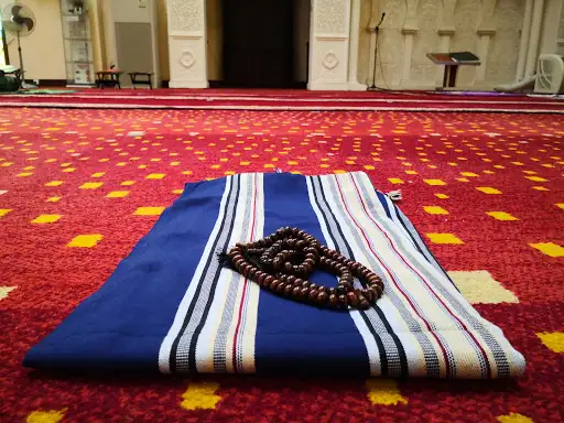Hadhari Mosque (Main Mosque)