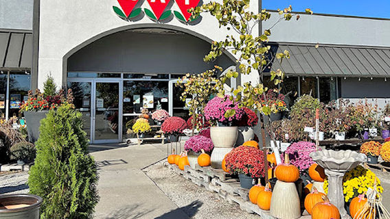Earl May Garden Center