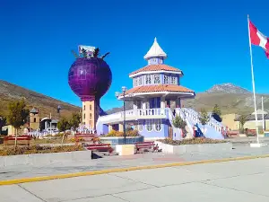 Plaza de Armas de Huayre
