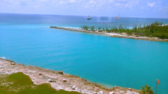Lucaya Beach