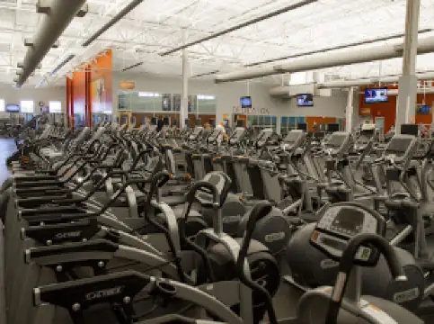 Genesis Health Clubs - Woodland Hills