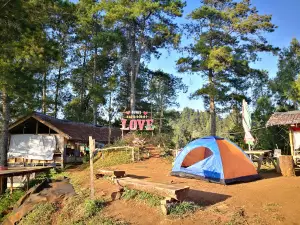 BUKIT NATO,Lolai negri diatas awan