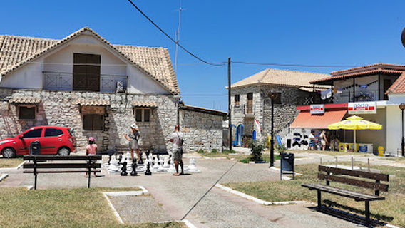Syvota Square