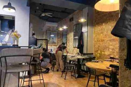 LA TASQUERÍA AND JAVI ESTÉVEZ