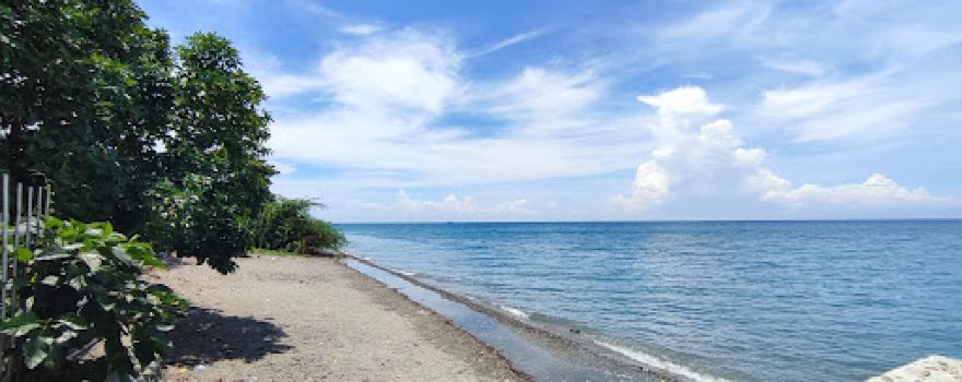 Lou Bamboo Beach Resort