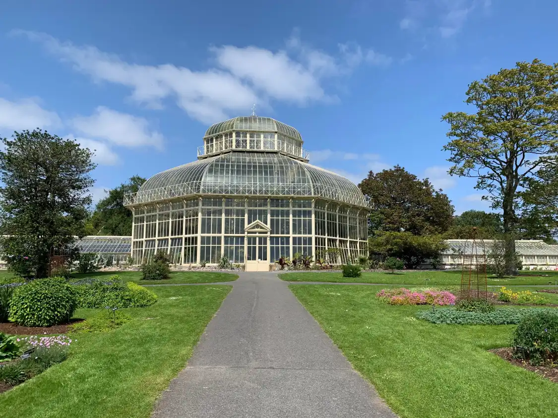 Hotels near National Botanic Gardens