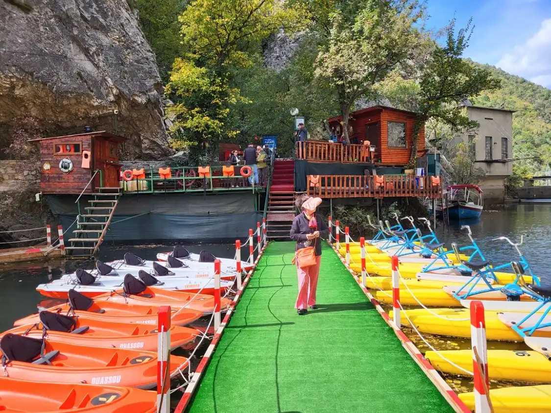 Hotels near Lake Matka