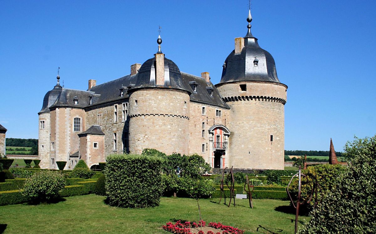 Le Chateau de Lavaux Sainte-Anne